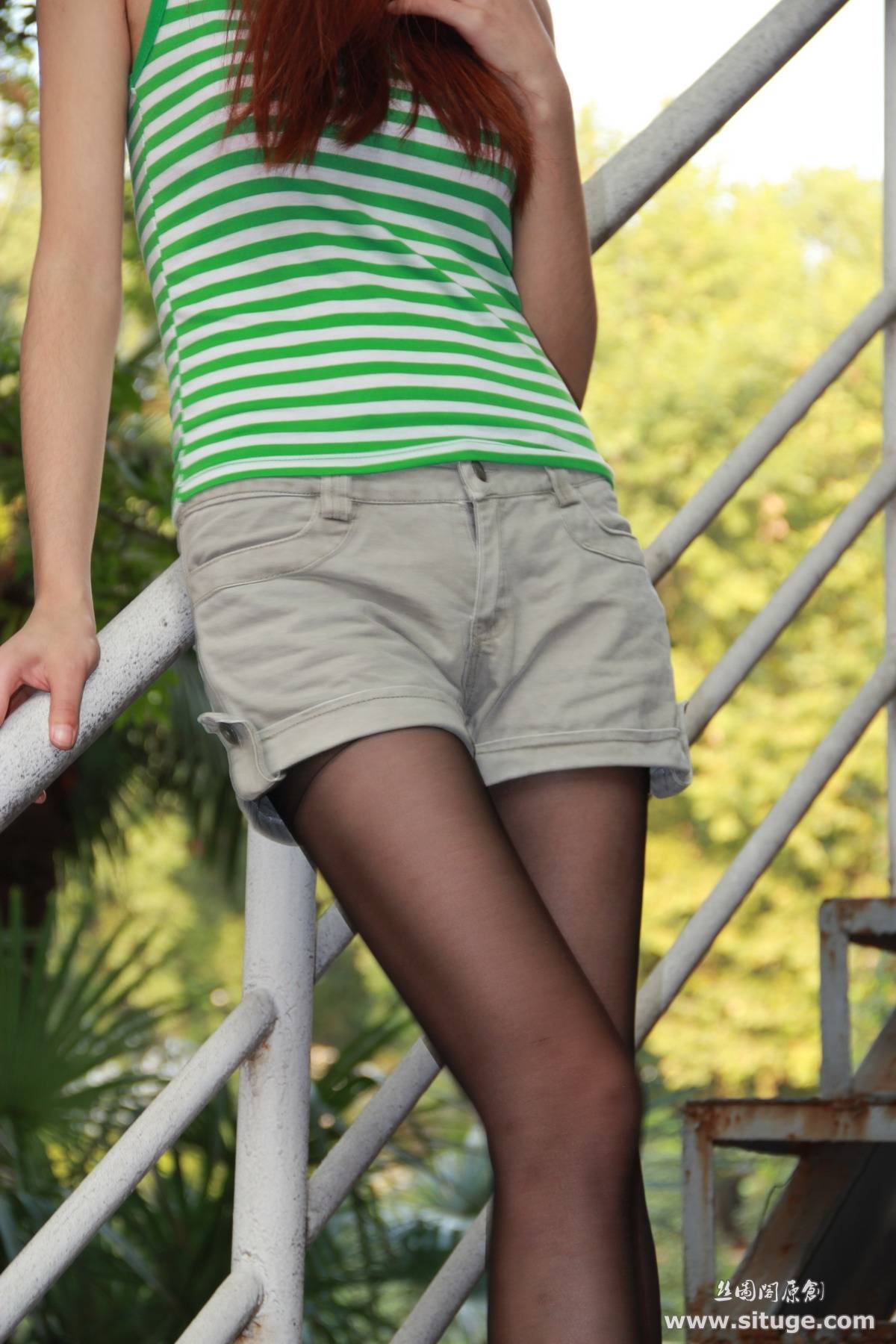 NO.040 PeiPei [STG] 絲圖閣 20110921  国内美腿模特套图